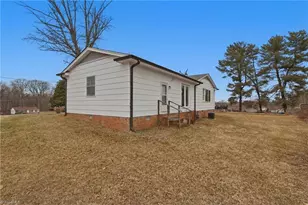 1031 Shea Ct, Winston-Salem, NC 27107 - Photo 23