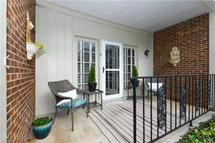 4 Fountain Manor Dr, Greensboro, NC 27405 - Photo 3