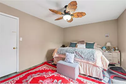 5705 Bramblegate Road, Greensboro, NC 27409 - Photo 11