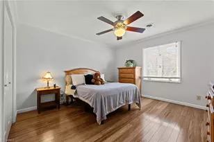 1202 Pebble Dr, Greensboro, NC 27410 - Photo 19