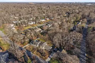 1202 Pebble Dr, Greensboro, NC 27410 - Photo 39