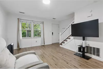 656 Rock Garden Circle, Winston-Salem, NC 27104 - Photo 3