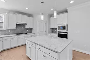 330 Macallan Dr, Burlington, NC 27215 - Photo 9