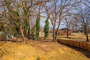 701 Diana Dr, Thomasville, NC 27360 - Photo 35