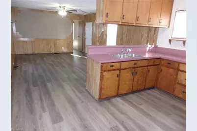 5750 New Hope Road, Denton, NC 27239 - Photo 15