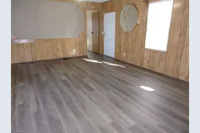 5750 New Hope Road, Denton, NC 27239 - Photo 9