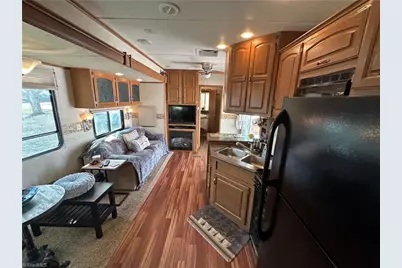 125 Cardinal Avenue, New London, NC 28127 - Photo 19