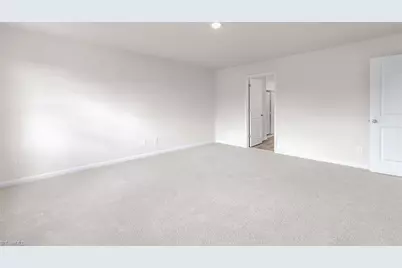 3006 Middle Creek Lane, Greensboro, NC 27405 - Photo 15