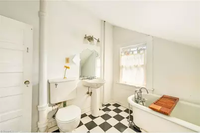 1016 West End Boulevard, Winston-Salem, NC 27101 - Photo 21