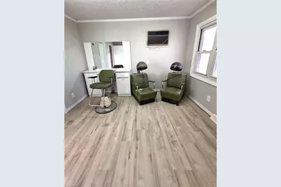 802 E Warren Avenue, Eden, NC 27288 - Photo 15