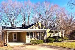 802 E Warren Ave, Eden, NC 27288 - Photo 1