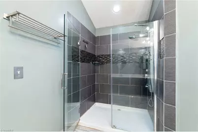 6018 Dawn Ridge Trail, Greensboro, NC 27410 - Photo 25