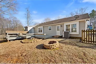 6018 Dawn Ridge Trail, Greensboro, NC 27410 - Photo 37