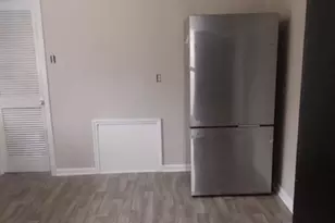 214 Cedar St, Eden, NC 27288 - Photo 9