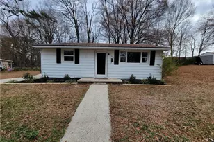 214 Cedar St, Eden, NC 27288 - Photo 7