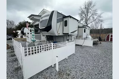 142 Putt Putt Lane, New London, NC 28127 - Photo 37