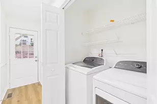 2305 Kery Dr, Greensboro, NC 27408 - Photo 19