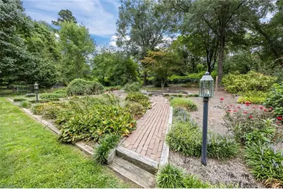 1122 Kensington Drive, High Point, NC 27262 - Photo 41