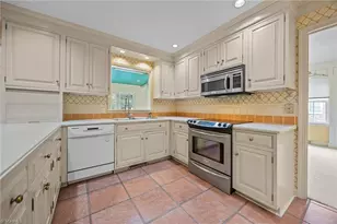 1122 Kensington Dr, High Point, NC 27262 - Photo 5