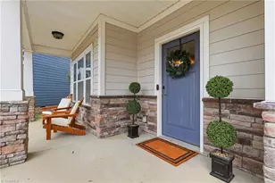 5820 Griffin Village Ct, Greensboro, NC 27455 - Photo 5