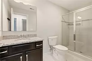 5820 Griffin Village Ct, Greensboro, NC 27455 - Photo 39