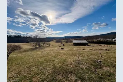 927 Shingle Gap Road, Purlear, NC 28665 - Photo 9