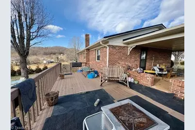 927 Shingle Gap Road, Purlear, NC 28665 - Photo 5