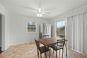 2750 Maplewood Ave, Winston-Salem, NC 27103 - Photo 9