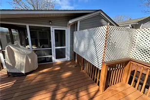 129 Clubhouse Dr, New London, NC 28127 - Photo 25