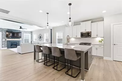 3440 Castlerock Drive, Burlington, NC 27215 - Photo 9