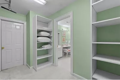 7 Charleston Square, Greensboro, NC 27408 - Photo 43