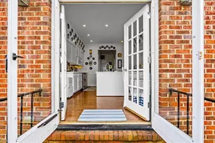 7 Charleston Square, Greensboro, NC 27408 - Photo 45