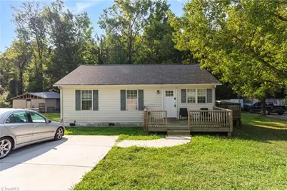 112 Rotary Lane, Thomasville, NC 27360 - Photo 1
