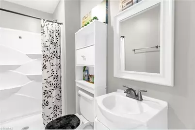 112 Rotary Lane, Thomasville, NC 27360 - Photo 9