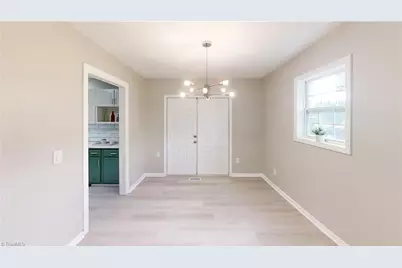 2401 Phoenix Drive, Greensboro, NC 27406 - Photo 7