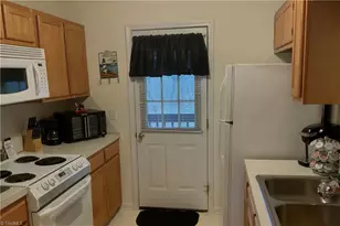 818 Westbrook Ct, Archdale, NC 27263 - Photo 11