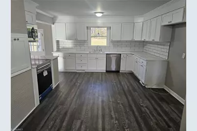 3721 Herchel Lane, Winston-Salem, NC 27106 - Photo 11