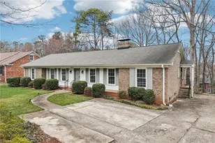 1412 Hobbs Rd, Greensboro, NC 27410 - Photo 47