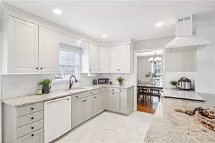 1412 Hobbs Rd, Greensboro, NC 27410 - Photo 11