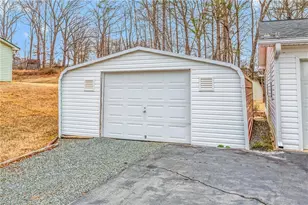 1110 Foxtrot Ct, King, NC 27021 - Photo 27