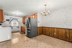 1110 Foxtrot Ct, King, NC 27021 - Photo 7