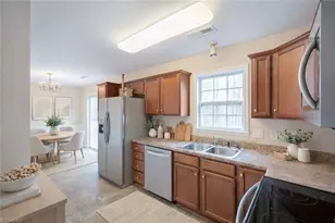 5805 Huckleberry Ct, Winston-Salem, NC 27105 - Photo 3