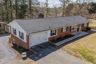 2706 Westfield Rd, Mount Airy, NC 27030 - Photo 3