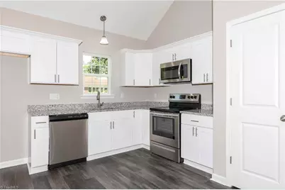 136 Pinnix Street, Jonesville, NC 28642 - Photo 11