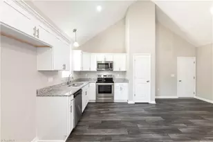 136 Pinnix St, Jonesville, NC 28642 - Photo 13