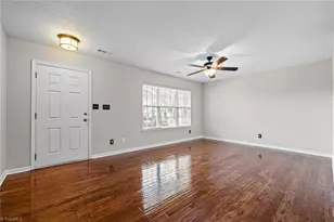 150 Tannenbaum Cir, Greensboro, NC 27410 - Photo 3