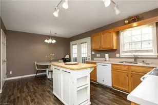 4421 Spoon Loop Rd, Liberty, NC 27298 - Photo 13