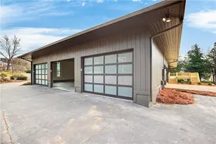 3171 Milhaven Lake Dr, Winston-Salem, NC 27106 - Photo 41