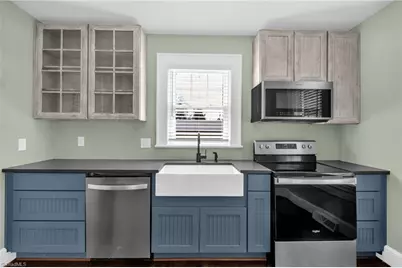 205 W Hunter Street, Madison, NC 27025 - Photo 7