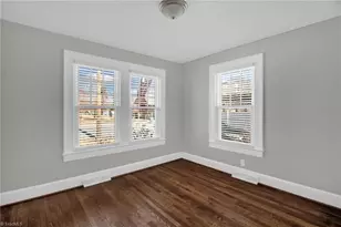 205 W Hunter St, Madison, NC 27025 - Photo 21